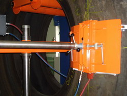 Конструкция вулканизатора позволяет плотно прижать нагревательные элементы при ремонте бокового пореза КГШ